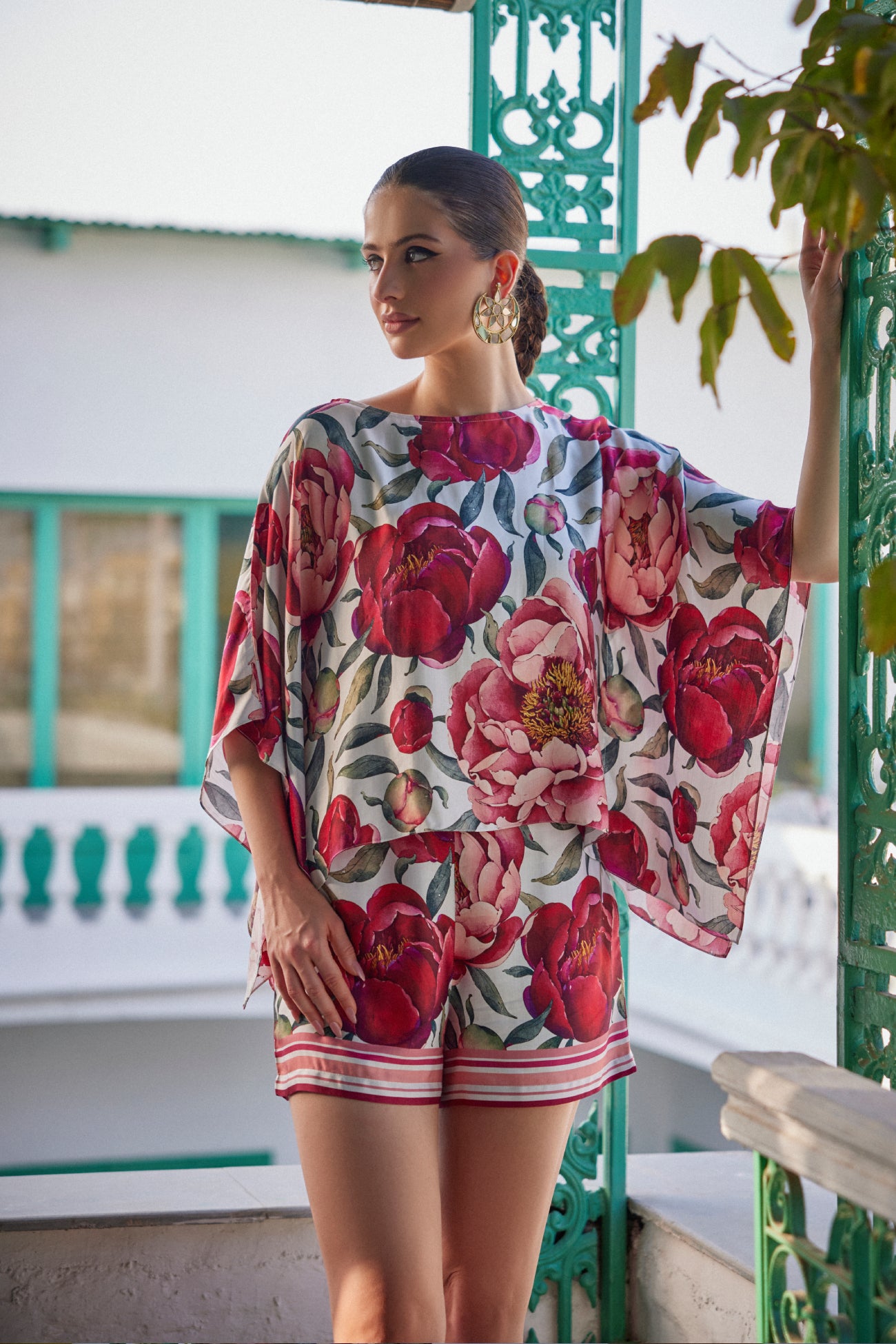 Top with Shorts in White