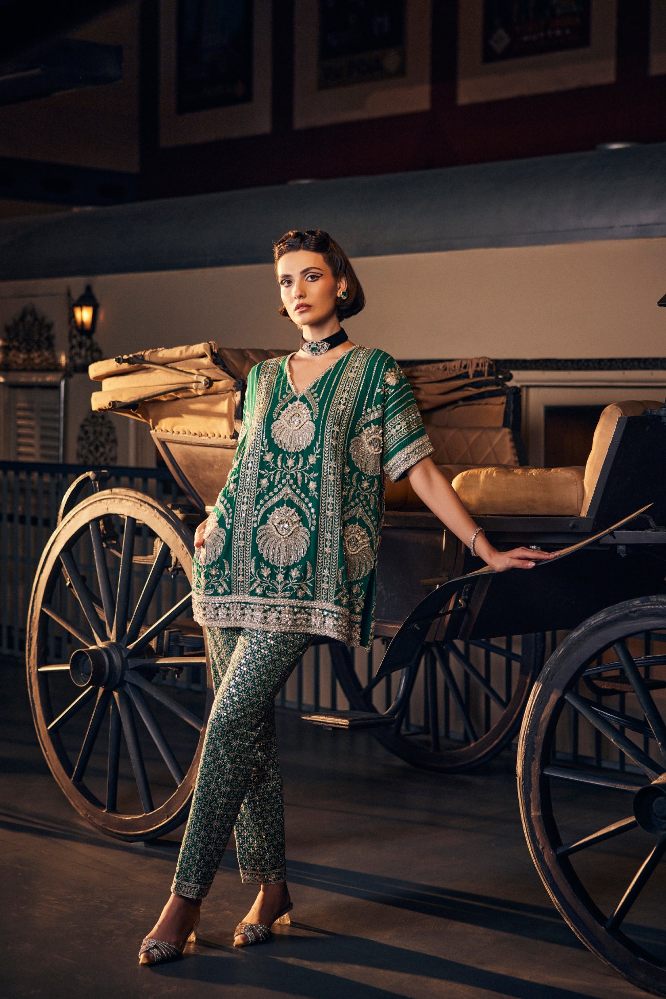 Perle Relaxed Fit Tunic and Pants in Emerald Zari