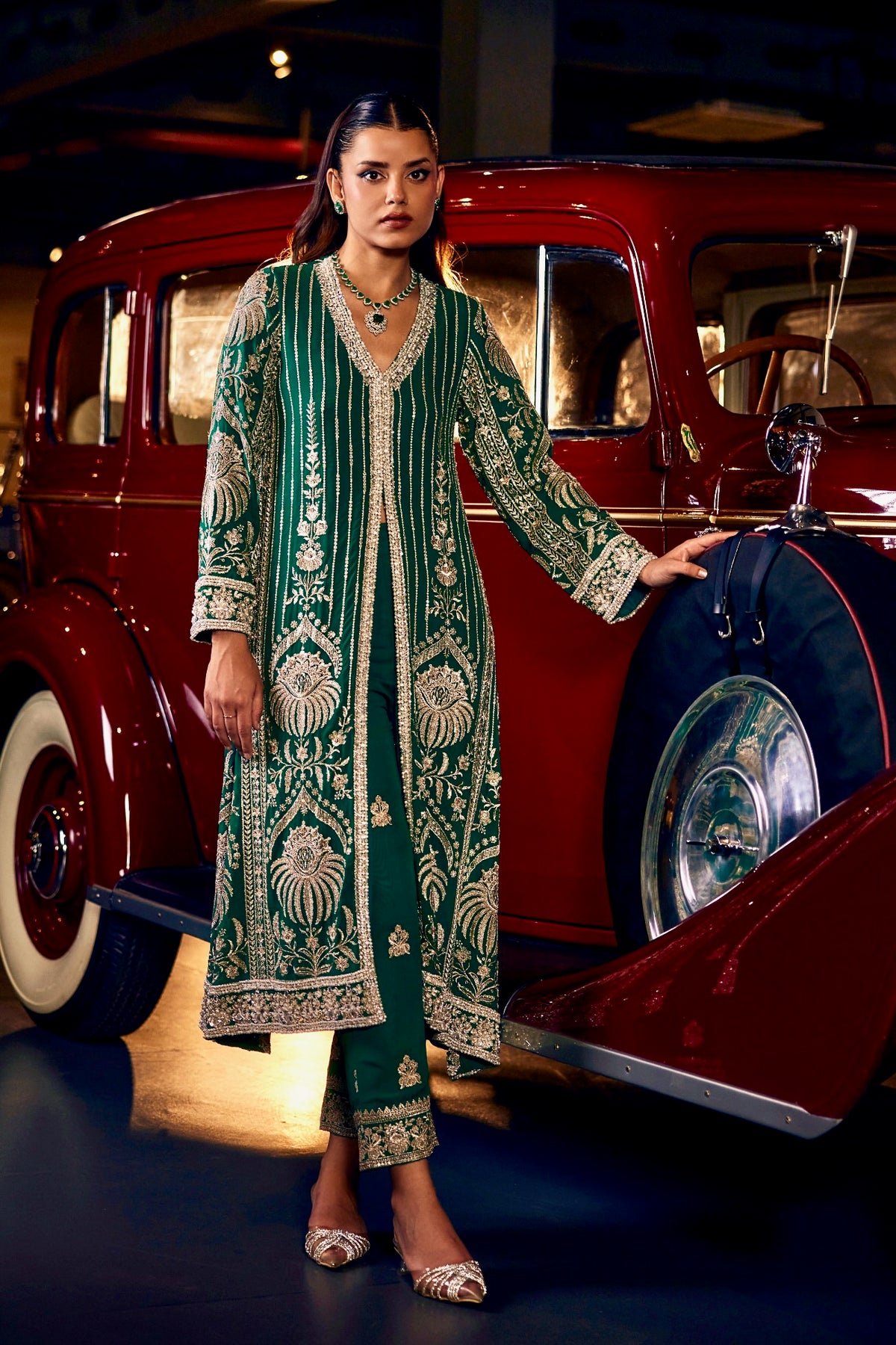 Perle Long Jacket with Pants in Emerald Zari