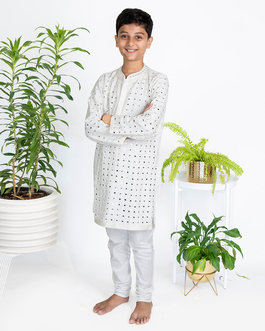 Stardust Kurta Set in Ivory Mirror Jaal