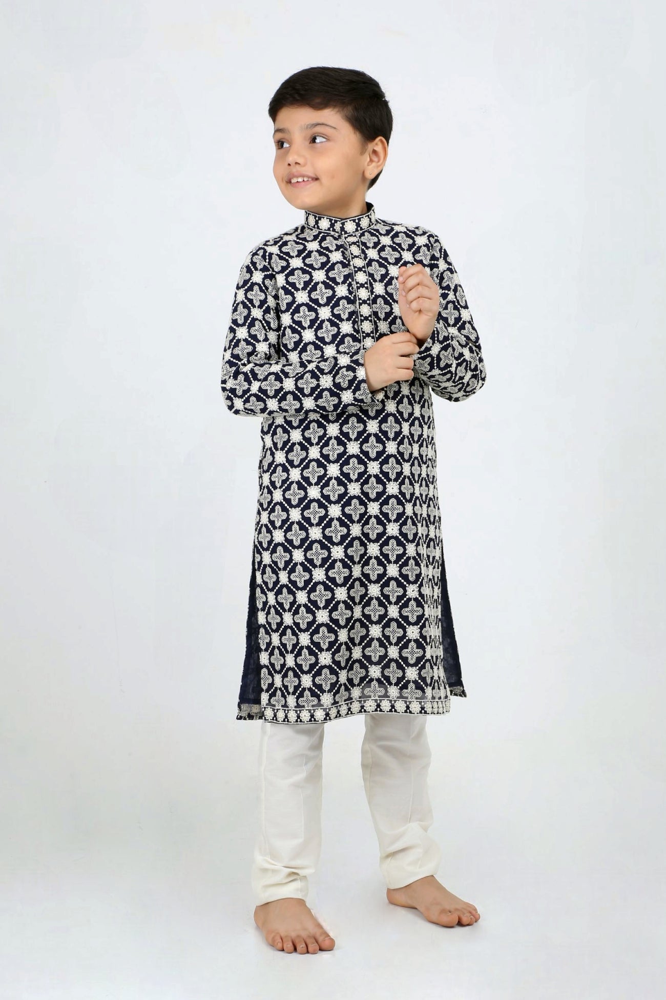 Lucas Kurta in Navy Blue