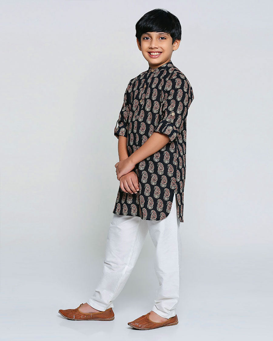 Mylo Kurta Set in Midnight Paisley