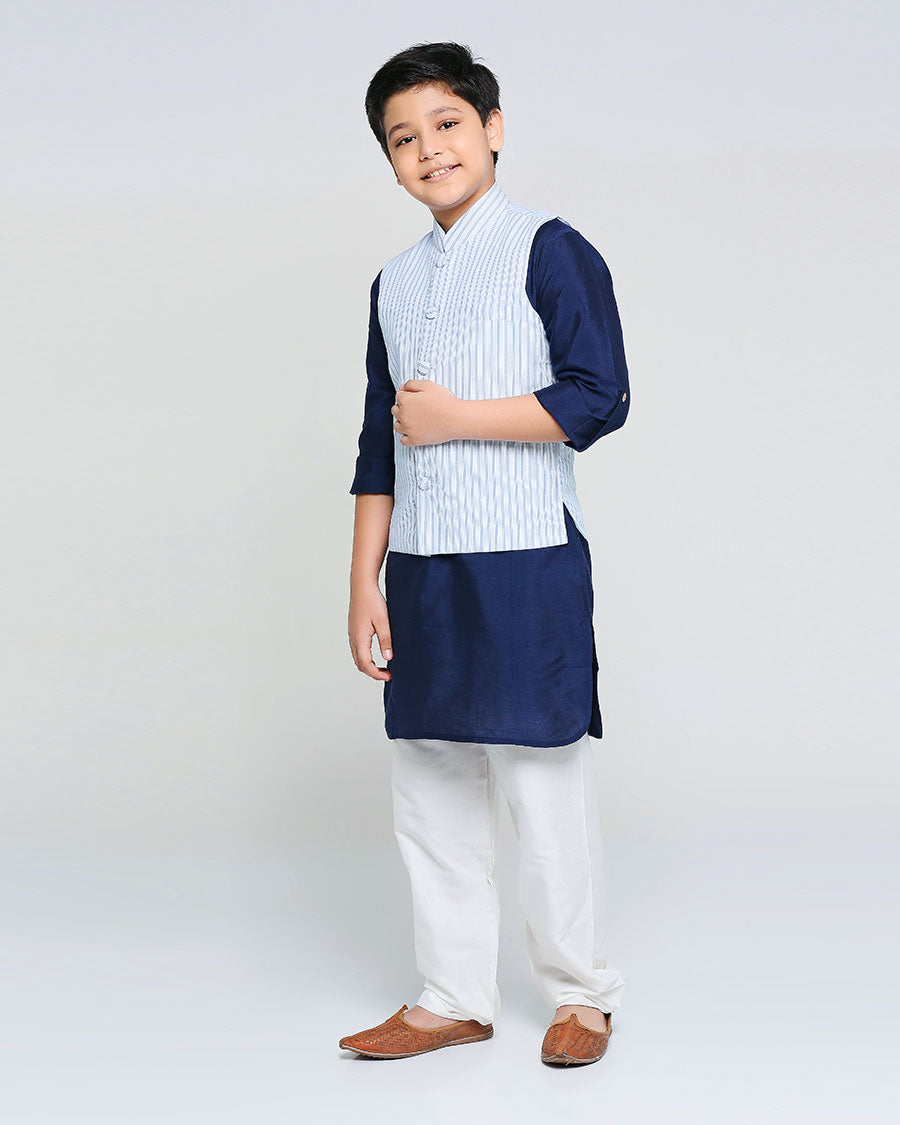 Mylo Kurta Set in Navy Stripe