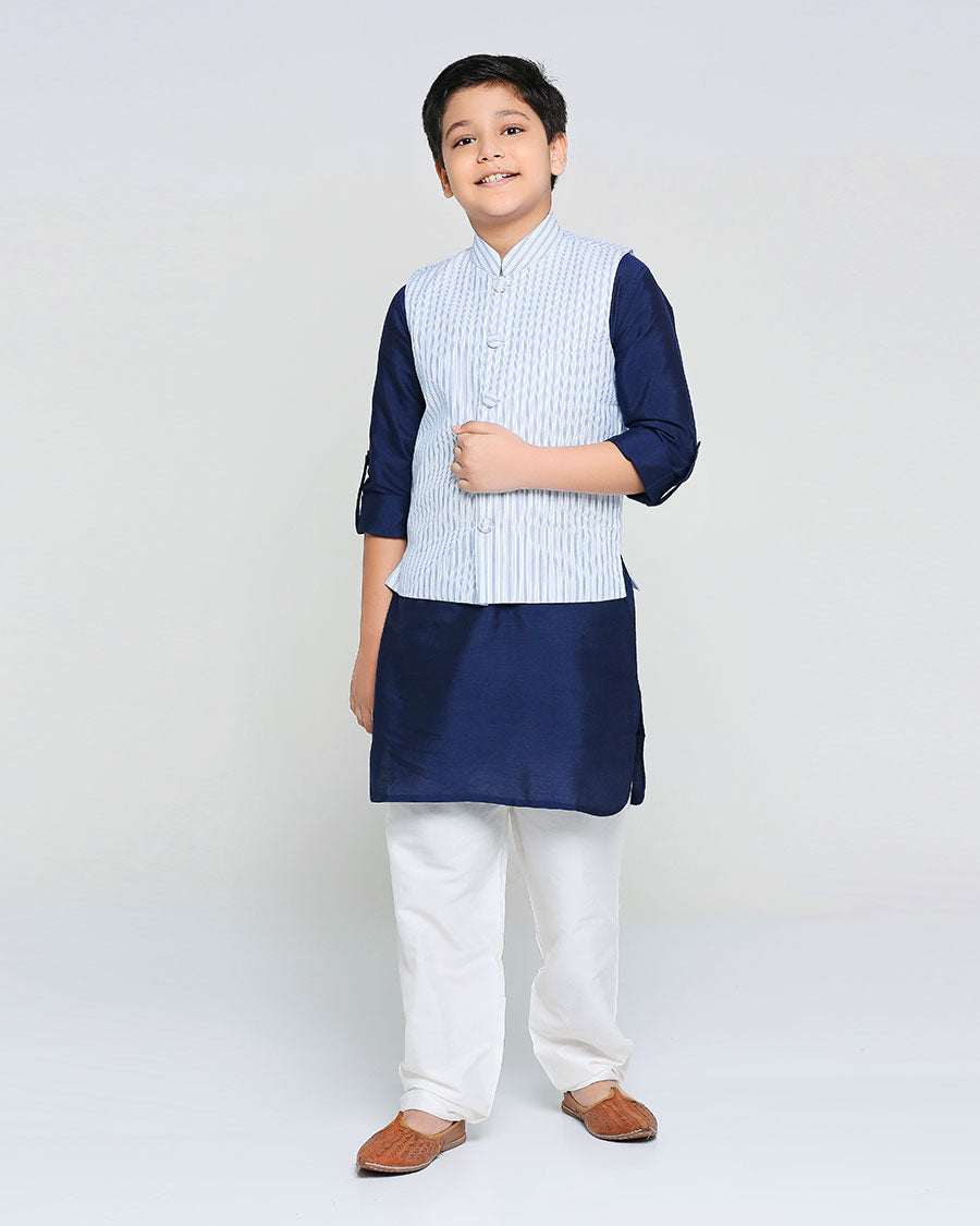 Mylo Kurta Set in Navy Stripe