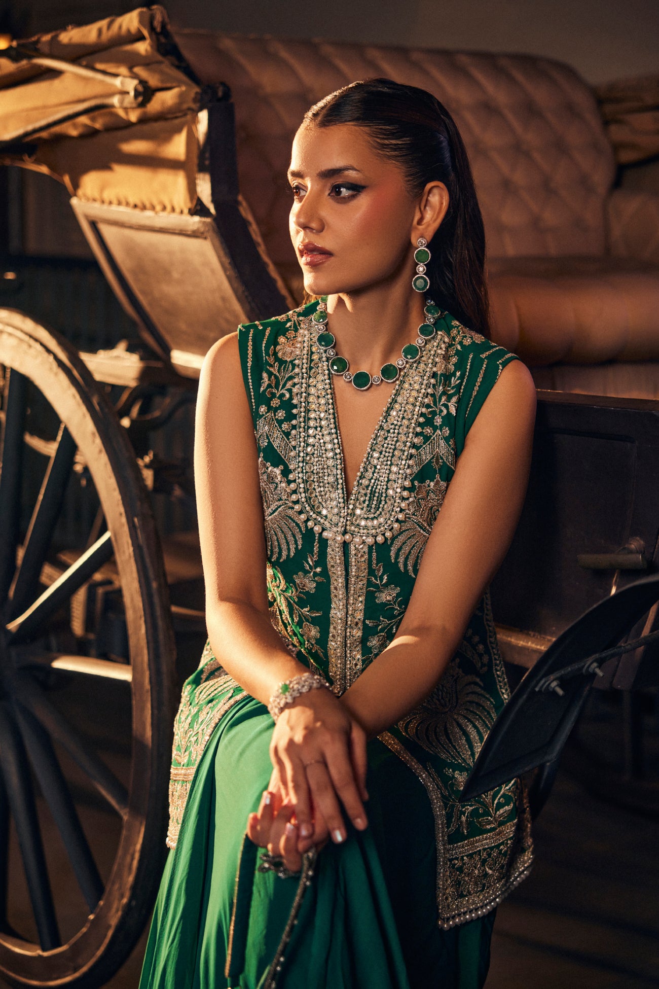 Perle Layered Skirt with Collar Tunic in Emerald Zari