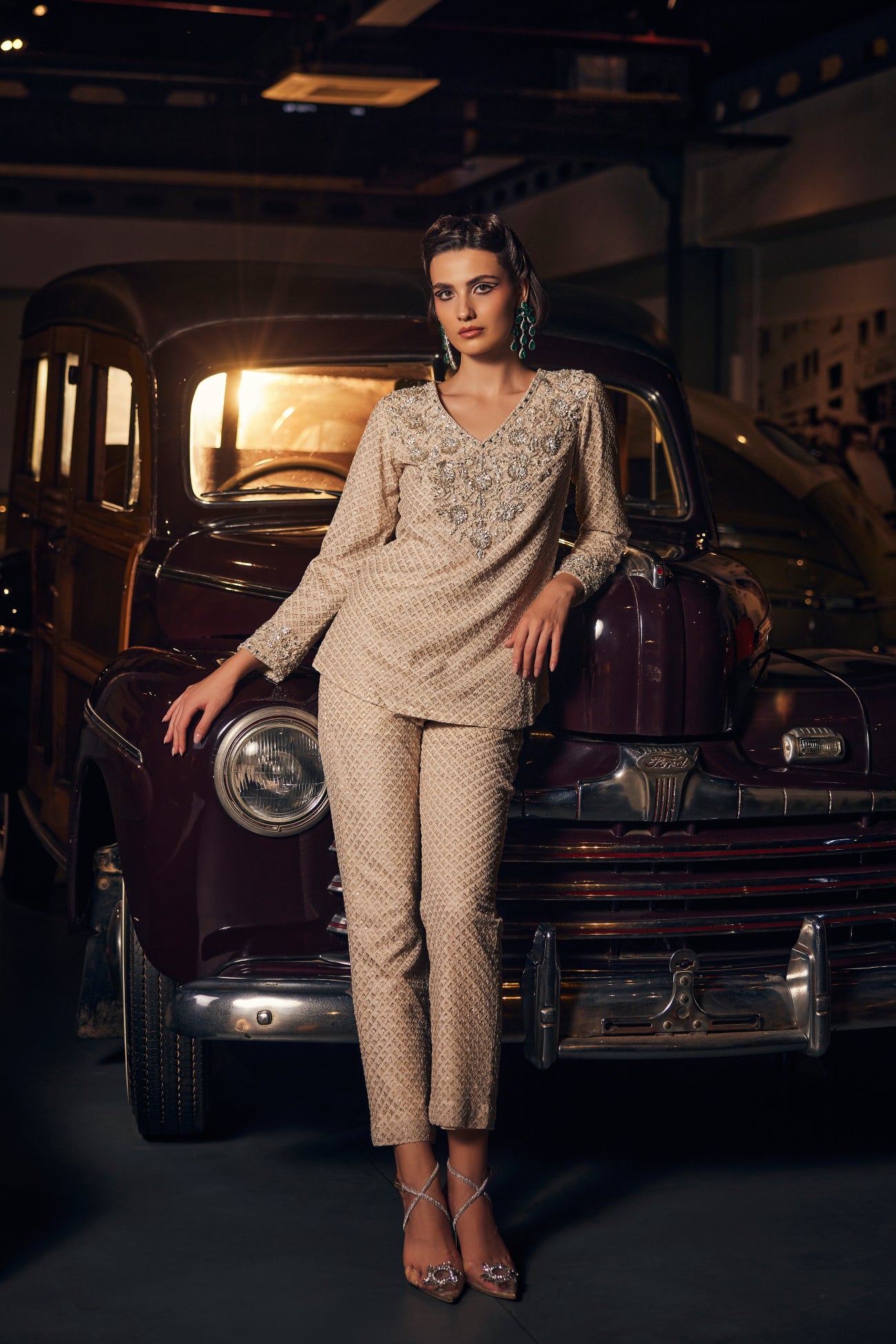 Perle Round Hem Tunic and Pants in Ivory Zari