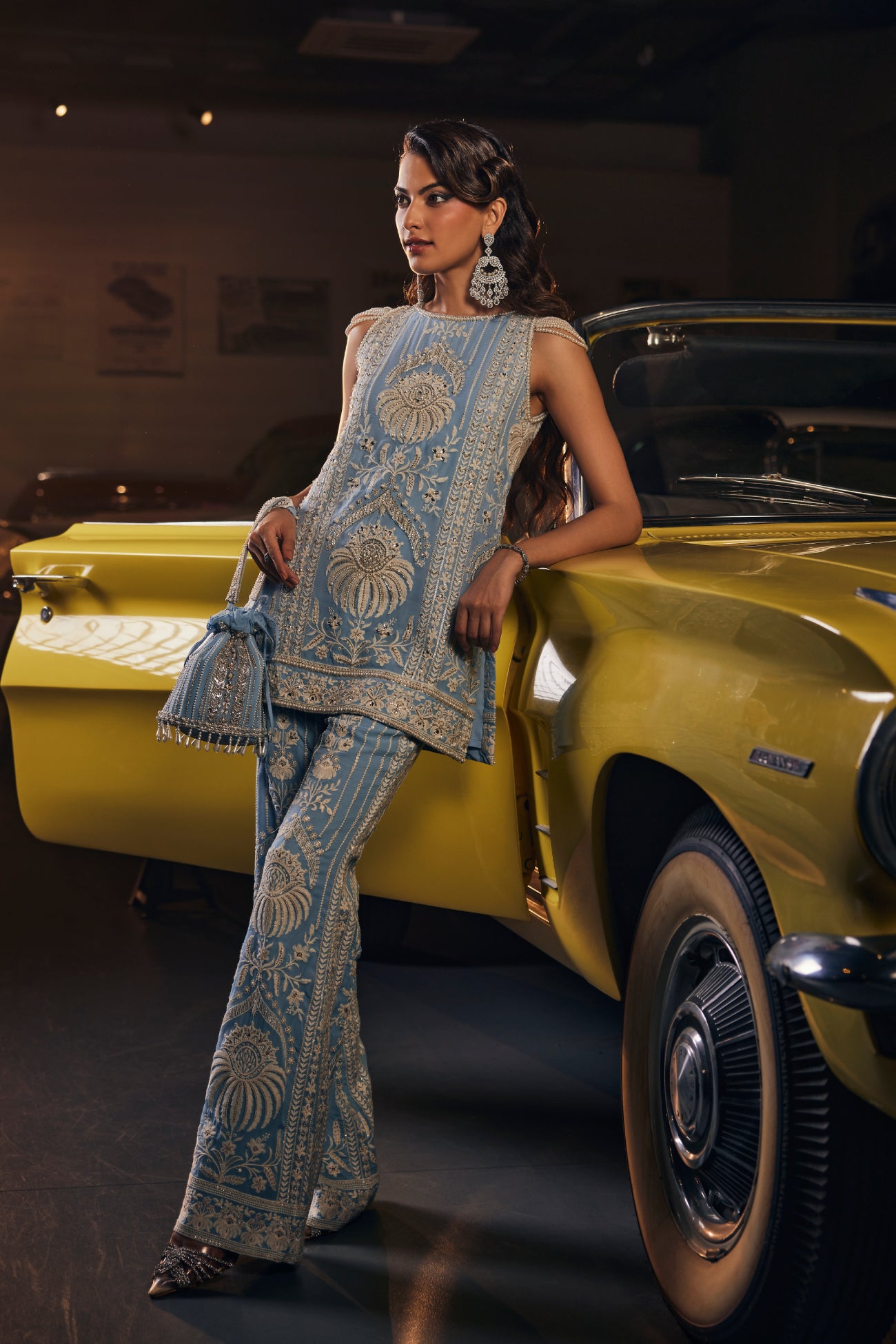 Perle In-Cut Tunic Set in Sky Blue Thread