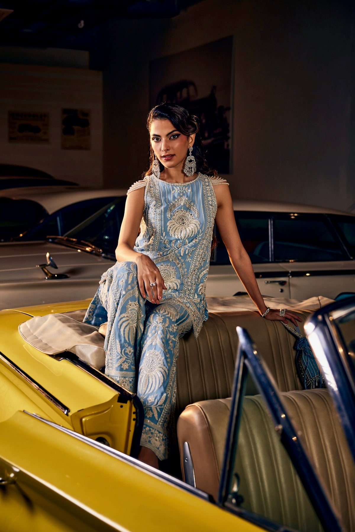 Perle In-Cut Tunic Set in Sky Blue Thread