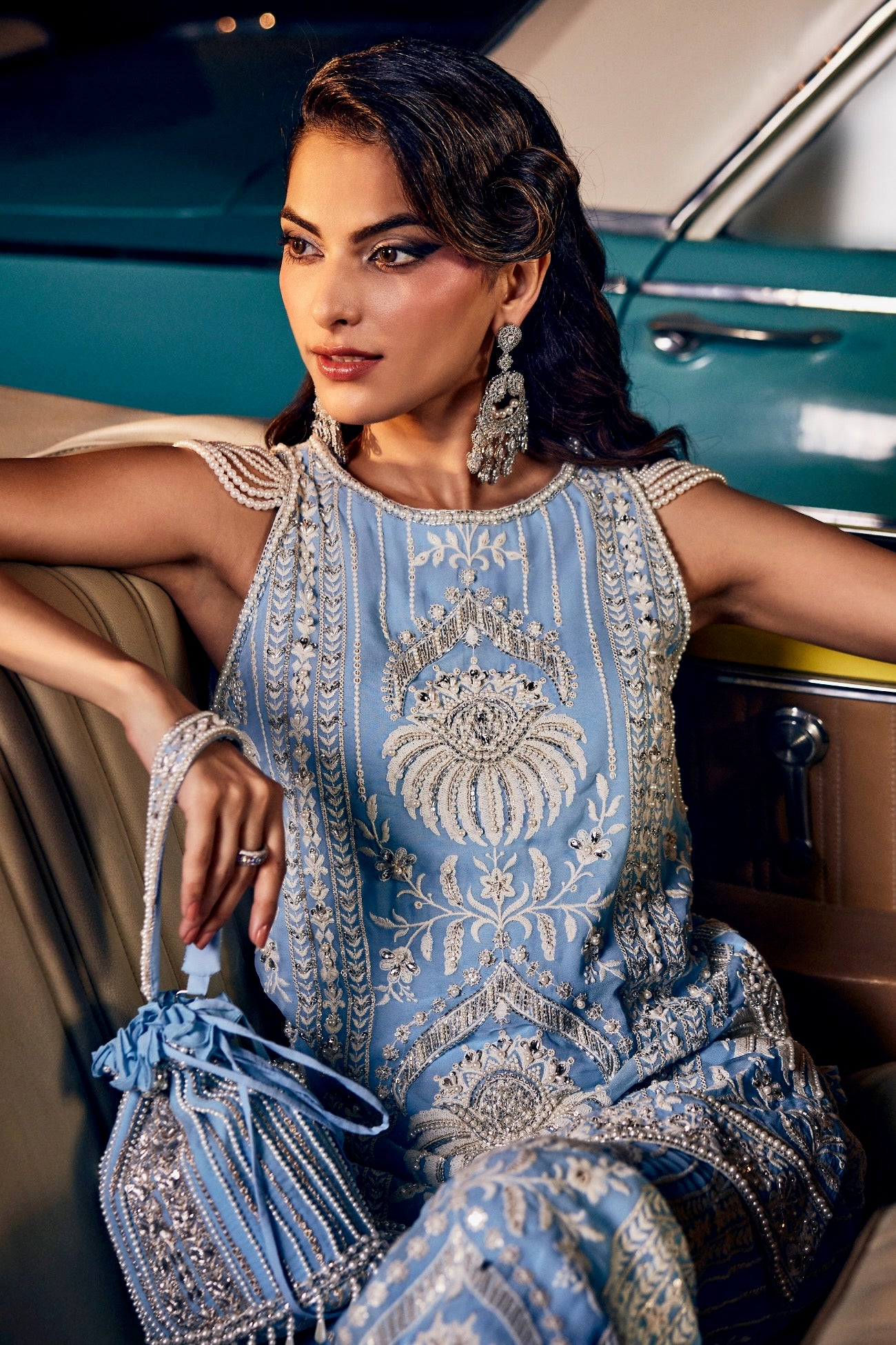 Perle In-Cut Tunic Set in Sky Blue Thread