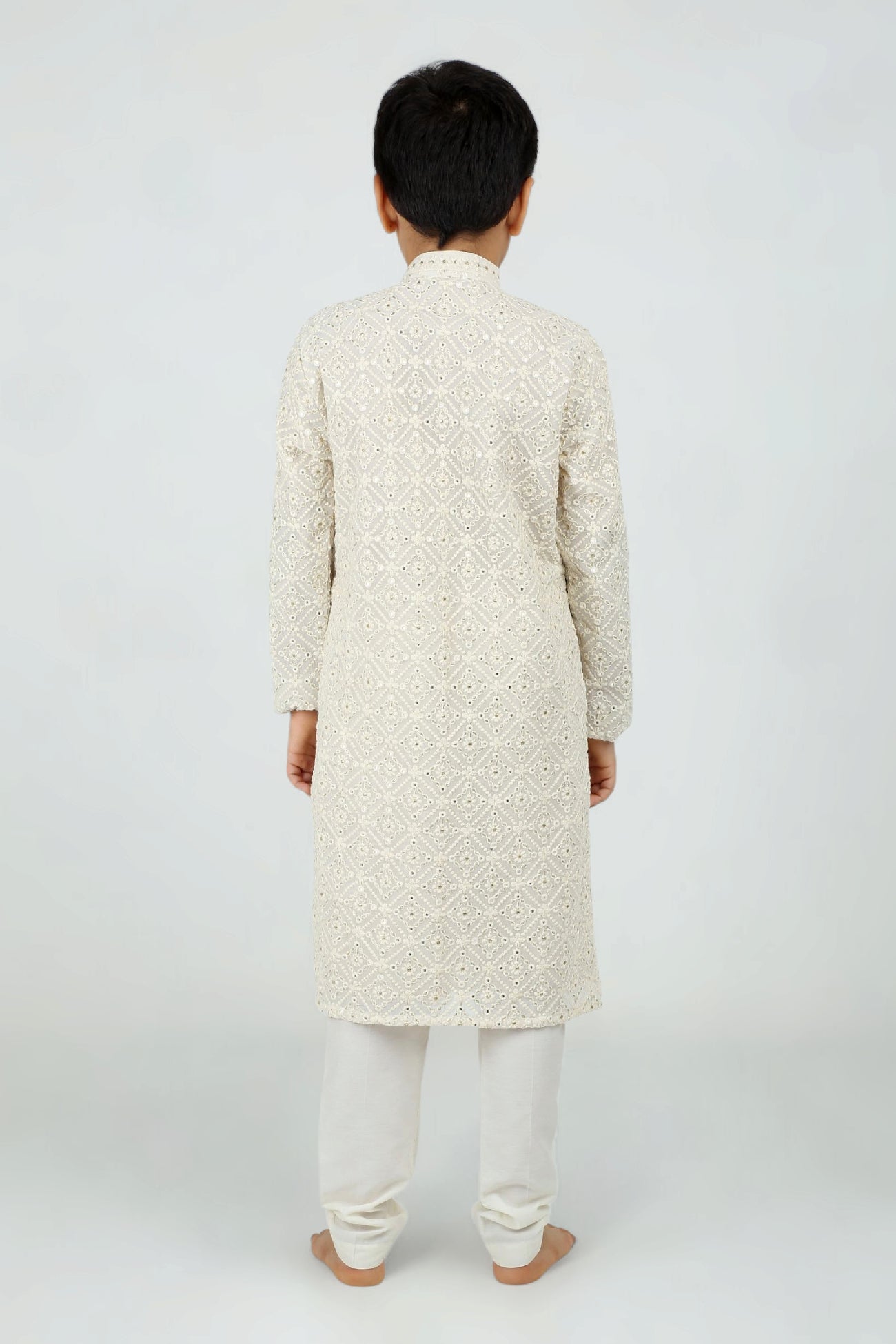 Lucas Kurta in Ivory