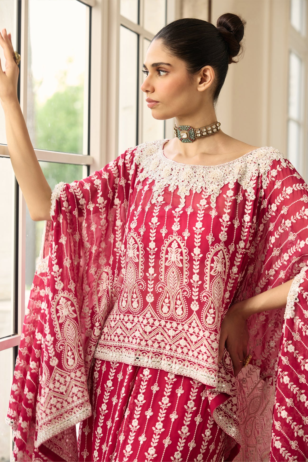 Tara Shawl Cape Set in Rani Pink