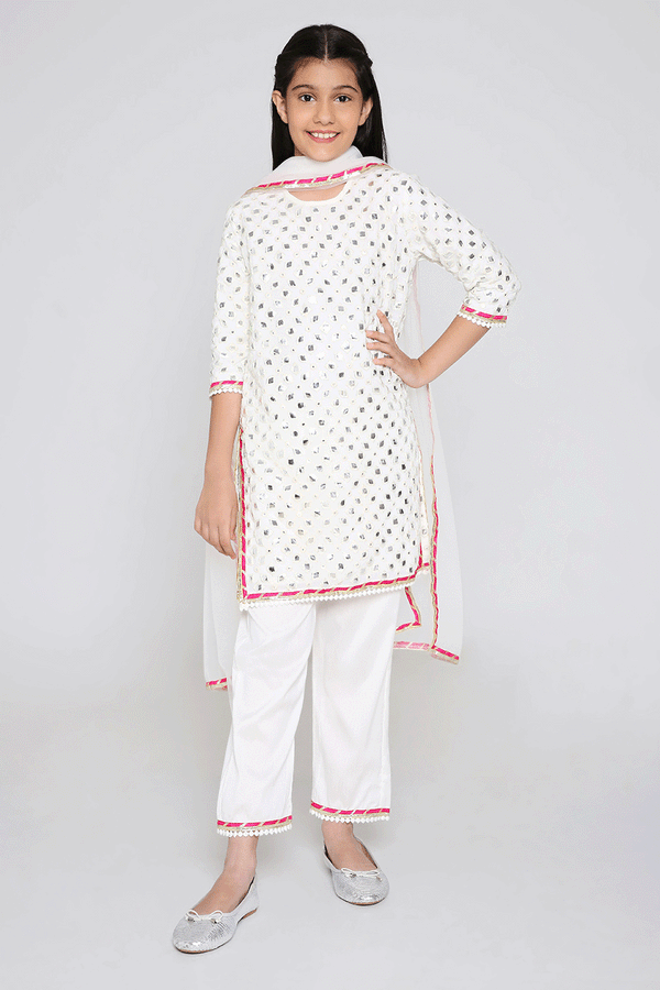 Sheesh Mahal Kurta in Ivory All over with Straight Pants