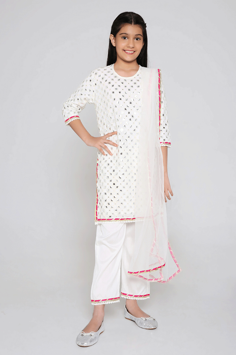 Sheesh Mahal Kurta in Ivory All over with Straight Pants